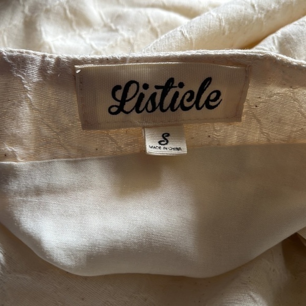 Listicle Cream Cold Shoulder Blouse Size S - Picture 4 of 5